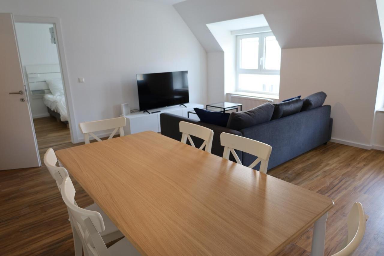 Penthouse Apartments Wina Bagian luar foto